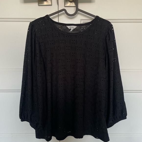 (3 for $24❣️) Reitmans Black Eyelet Top - Picture 1 of 9
